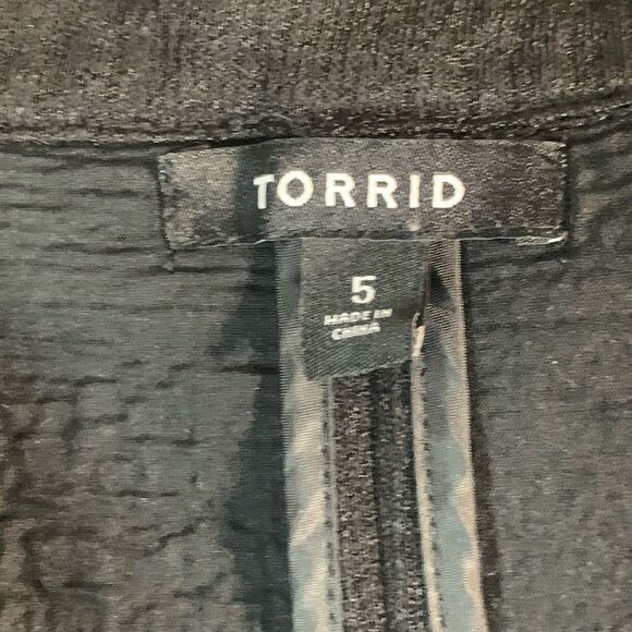 TORRID Textured Knit Longline Blazer Deep Black Size 5/5X - Picture 9 of 13